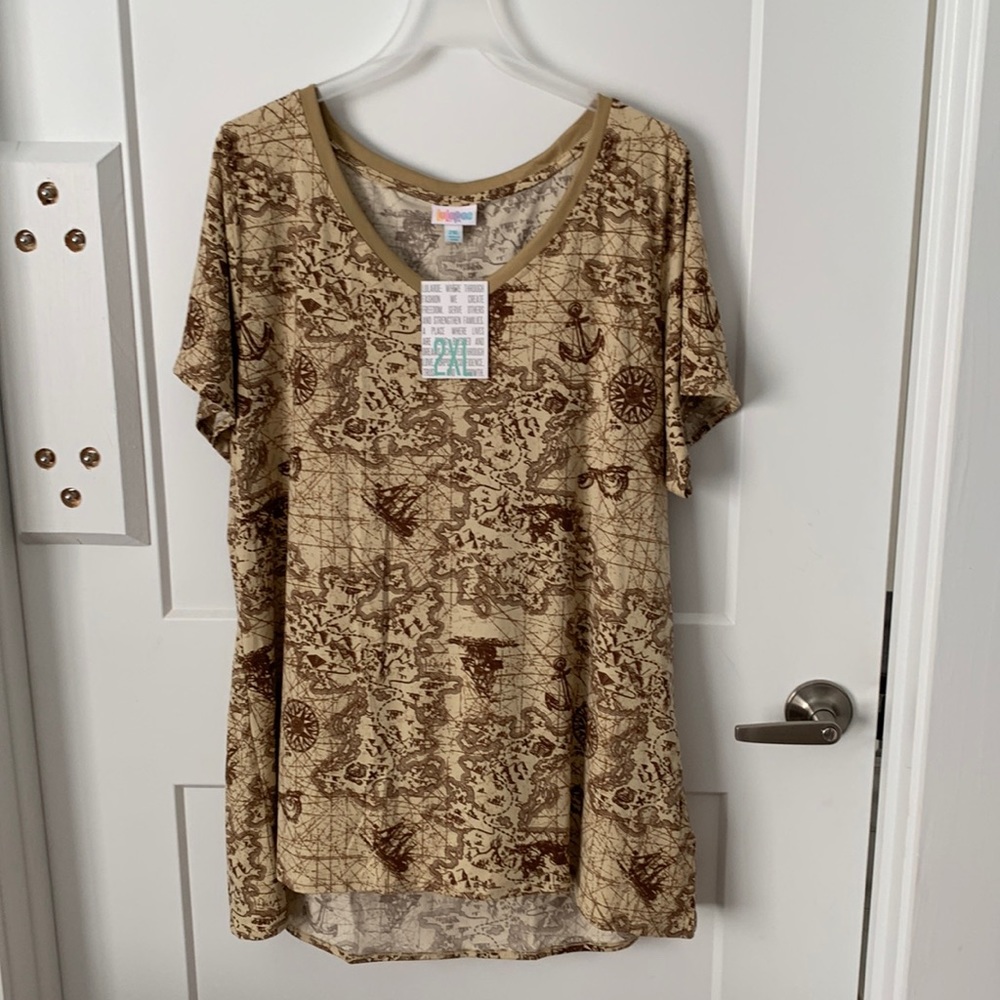Lularoe Christy T new with tags 2x
